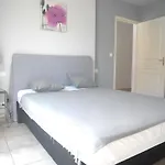 Avec Piscine Privée, Climatisation Et Jardin Clos - Argelès-sur-mer - Fr-1-776-67 *