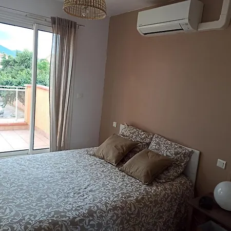 Avec Piscine Privee, Climatisation Et Jardin Clos - - Fr-1-776-67