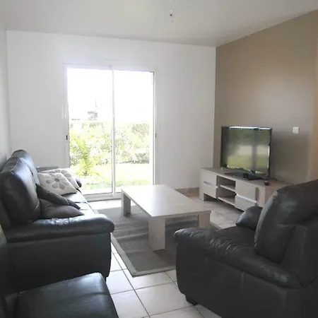 Villa Avec Piscine Privee, Climatisation Et Jardin Clos - - Fr-1-776-67 *